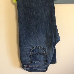 Lucky Jeans